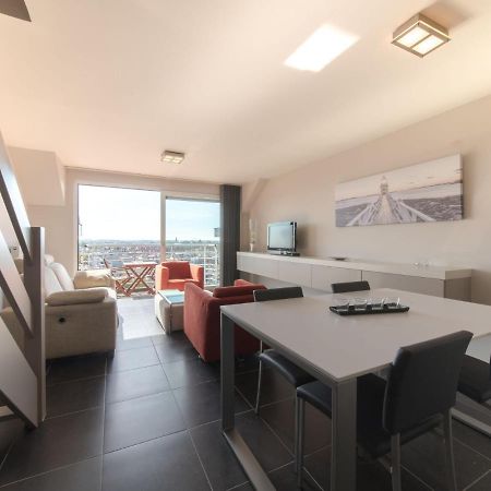 Apartment Skyview With Parking By Interhome Blankenberge Esterno foto