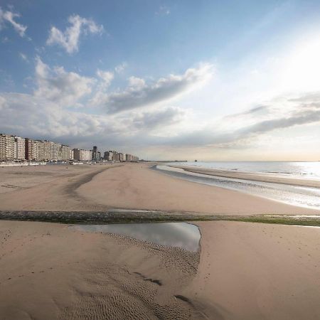 Apartment Skyview With Parking By Interhome Blankenberge Esterno foto