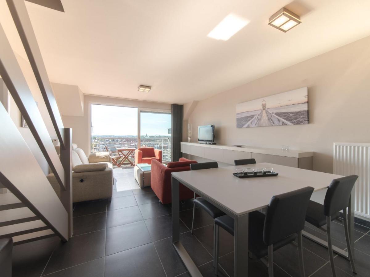 Apartment Skyview With Parking By Interhome Blankenberge Esterno foto