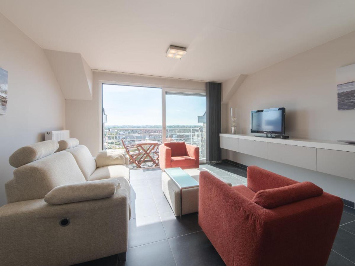 Apartment Skyview With Parking By Interhome Blankenberge Esterno foto