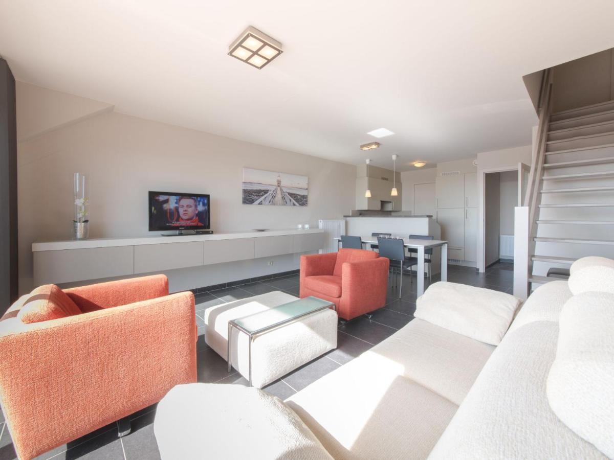 Apartment Skyview With Parking By Interhome Blankenberge Esterno foto